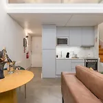 Industrial Cozy Loft Downtown Διαμέρισμα